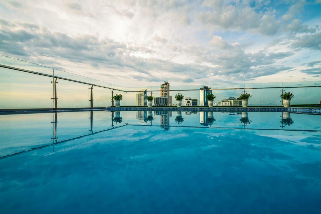 Greenery Hotel Дананг Екстериор снимка
